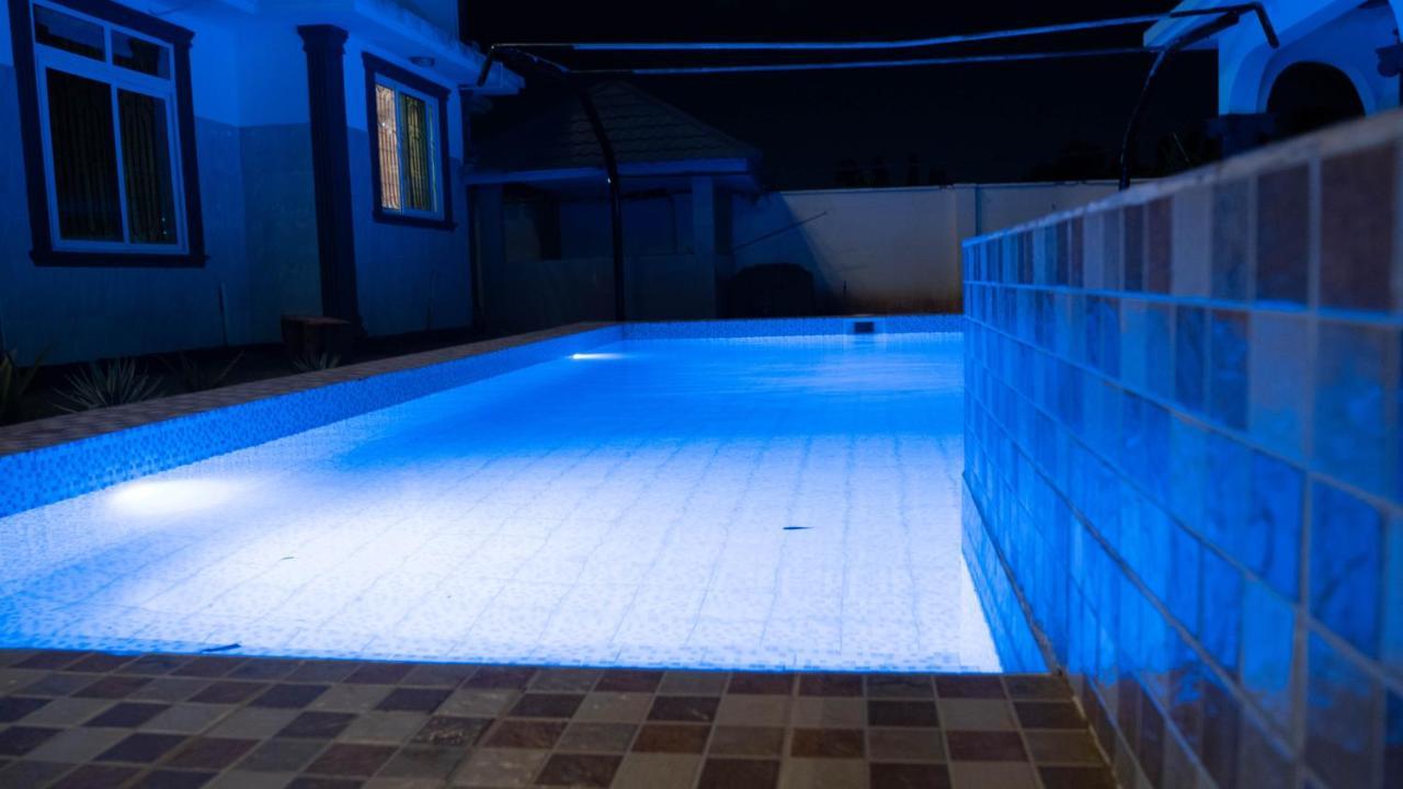 Luxury Beach Villa Inn Дар ес Саалам Екстериор снимка