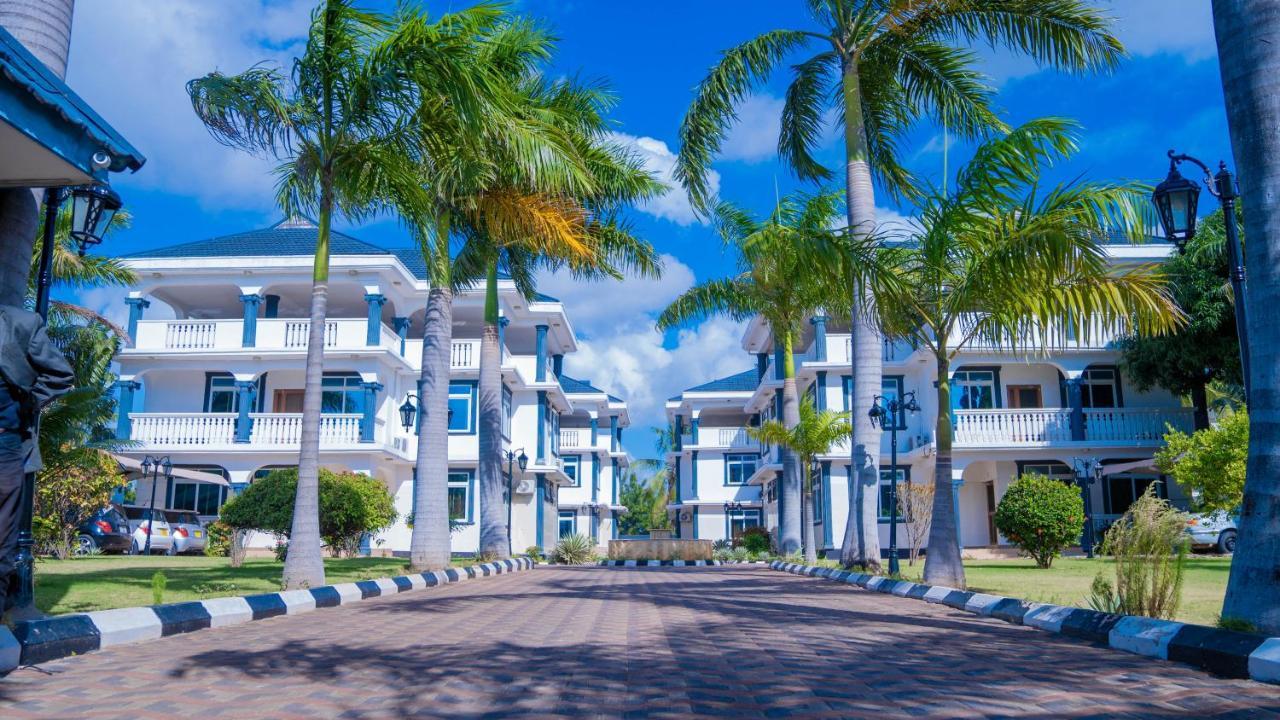 Luxury Beach Villa Inn Дар ес Саалам Екстериор снимка
